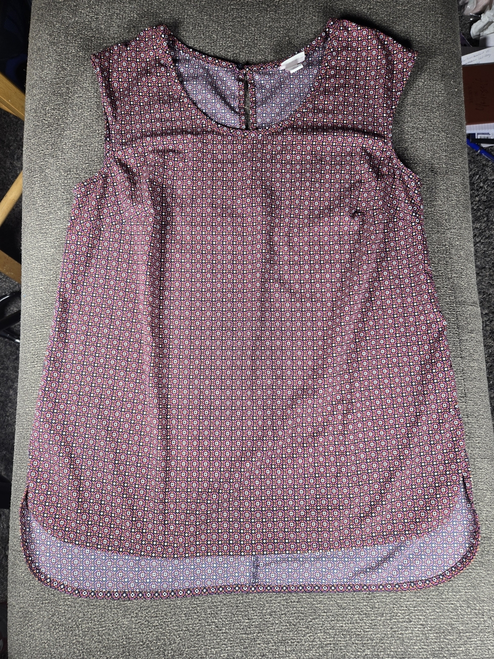 Merona Sleeveless Top in Pink, White, Orange, and Black Geometric Print